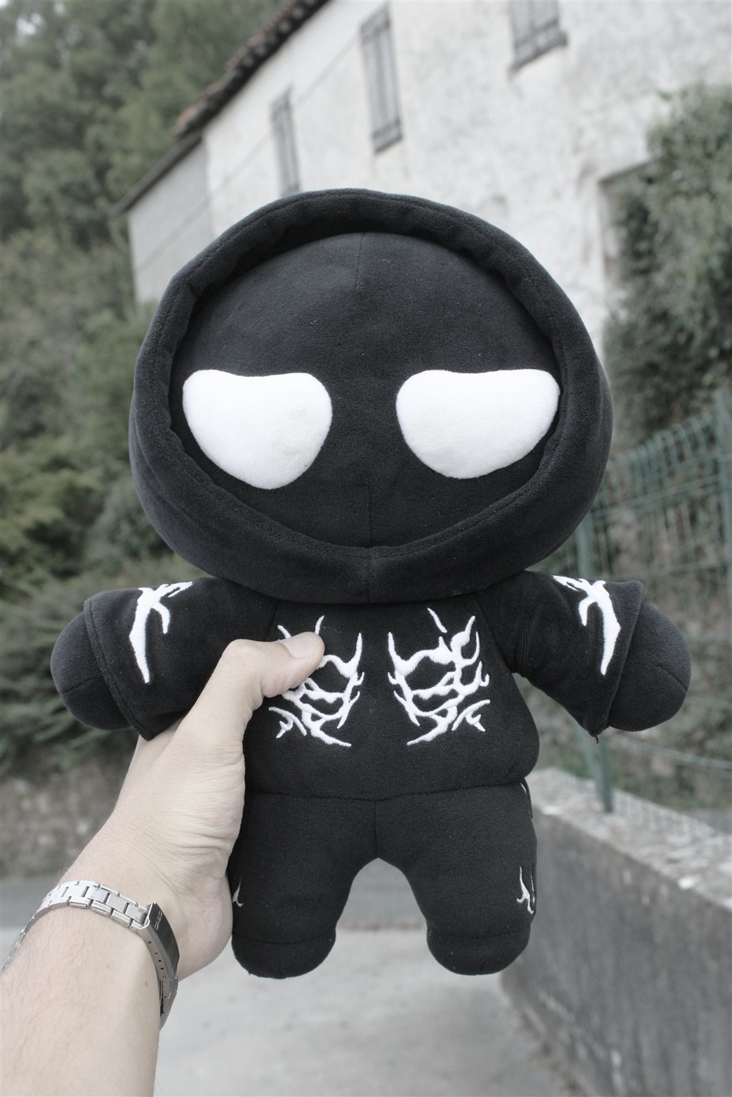 Zenyth — peluche en extérieur